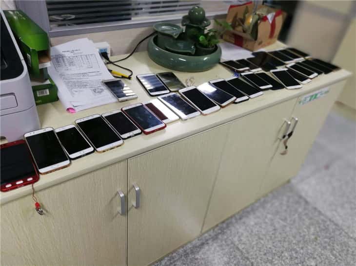 培訓(xùn)開始前手機(jī)全部上交